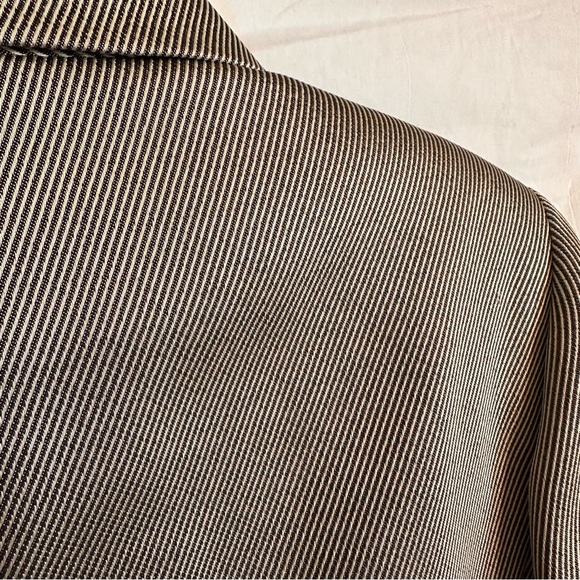 Tahari Arthur S. Levine Woman’s Suit Jacket - Picture 5 of 8